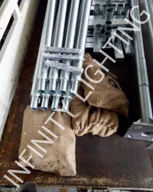 งานเสากลม 3" สูง 5 เมตร พร้อมกิ่งตัวทีสำหรับยึดฟลัดไลท์ 1 โคม ชุบกัลวาไนซ์ - Image 3