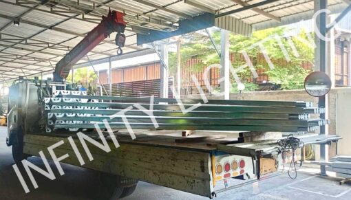 งานเสาเหลี่ยม 3"×3" สูง 6 เมตร ไม่มีกิ่งปลาย 2"  เชื่อมปิดปลาย ชุบกัลวาไนซ์ - Image 2