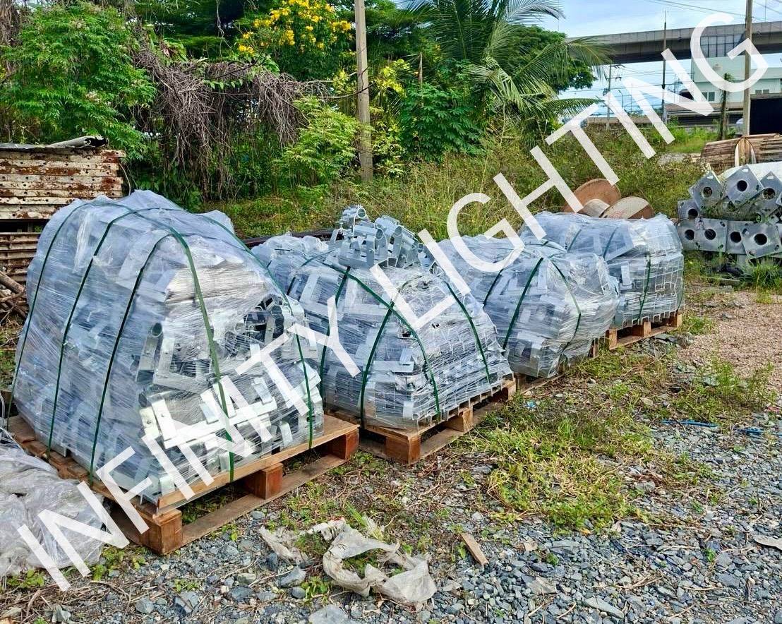 งานกิ่งโคมประปากัลวาไนซ์ 15" ระยะยื่น 1.2 เมตร R300 คาดเหลือง - Image 4