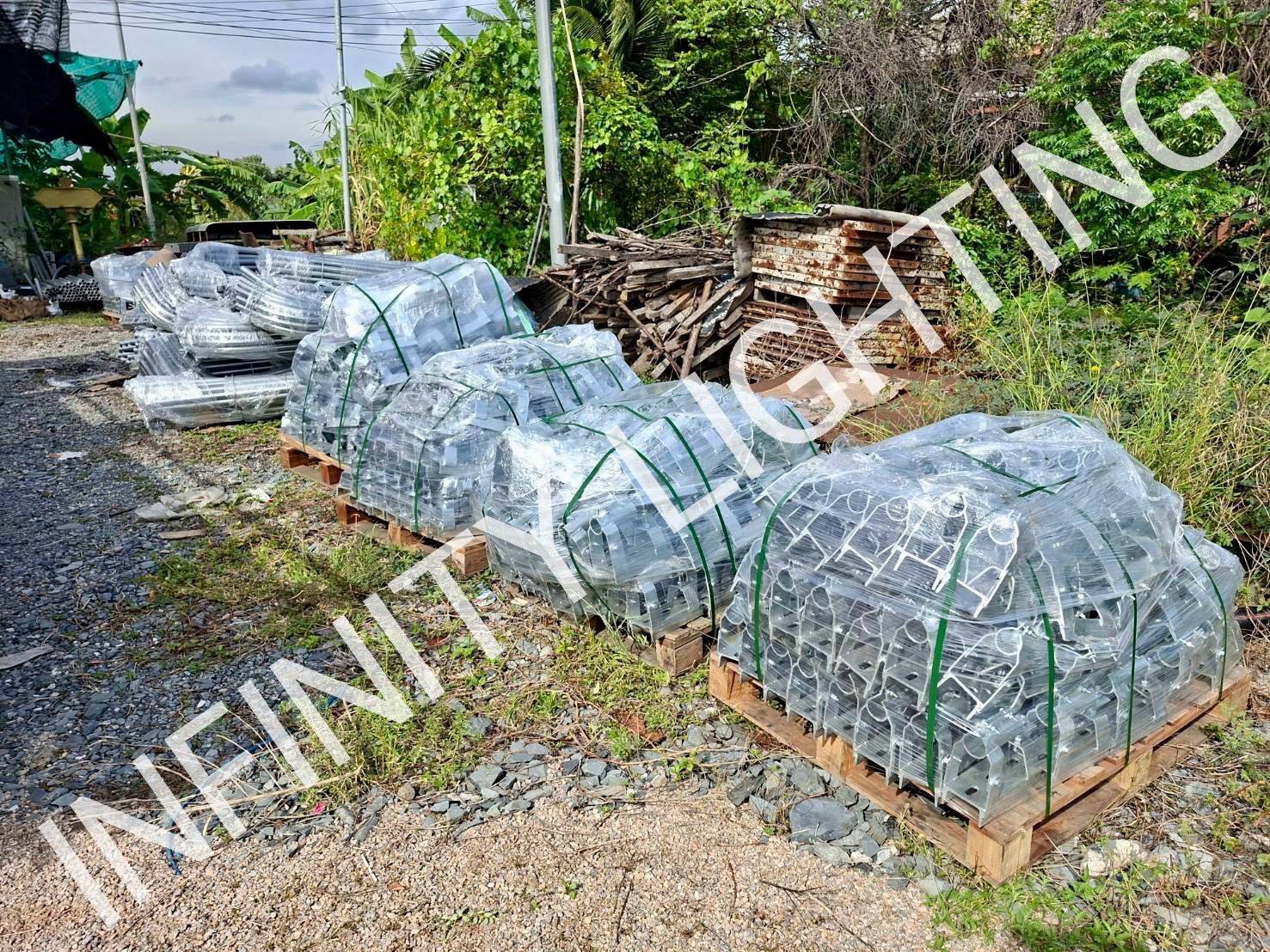 งานกิ่งโคมประปากัลวาไนซ์ 15" ระยะยื่น 1.2 เมตร R300 คาดเหลือง - Image 5