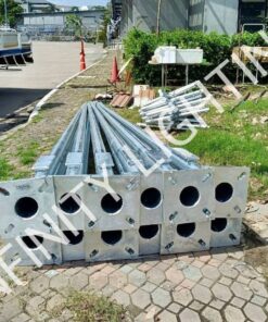 งานเสาโพสท็อป สูง 6 เมตร และ 7 เมตร พร้อมกิ่งสำหรับยึดป้าย + Service door