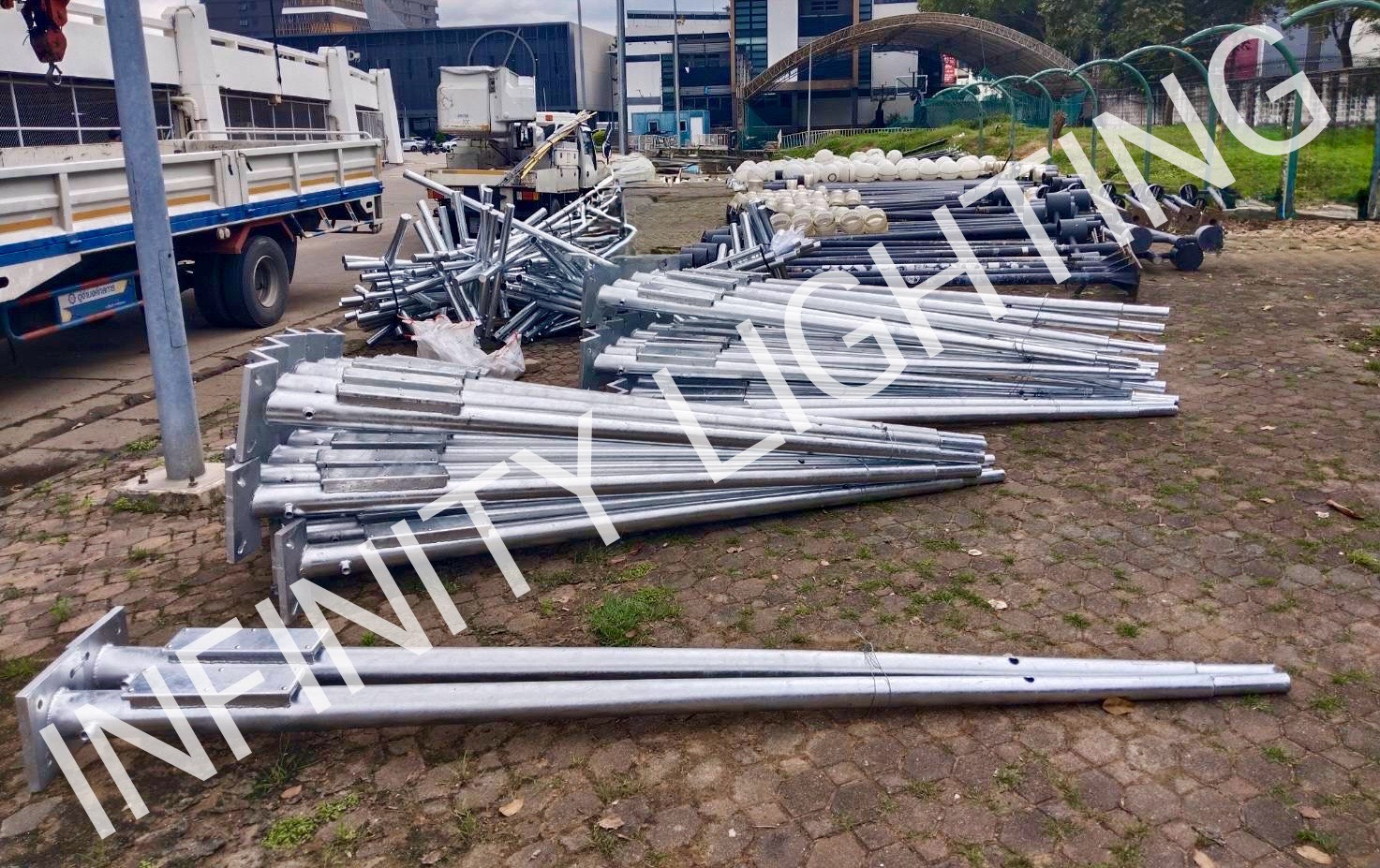 งานเสาโพสท็อป สูง 3 เมตร พร้อมกิ่งสำหรับยึดป้าย + Service door กันน้ำ - Image 2