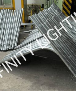 งานเสาไฟโซล่าเซลล์ สูง 6 เมตร กิ่งเดี่ยว พร้อมซัพพอร์ตรับแผง ชุบกัลวาไนซ์