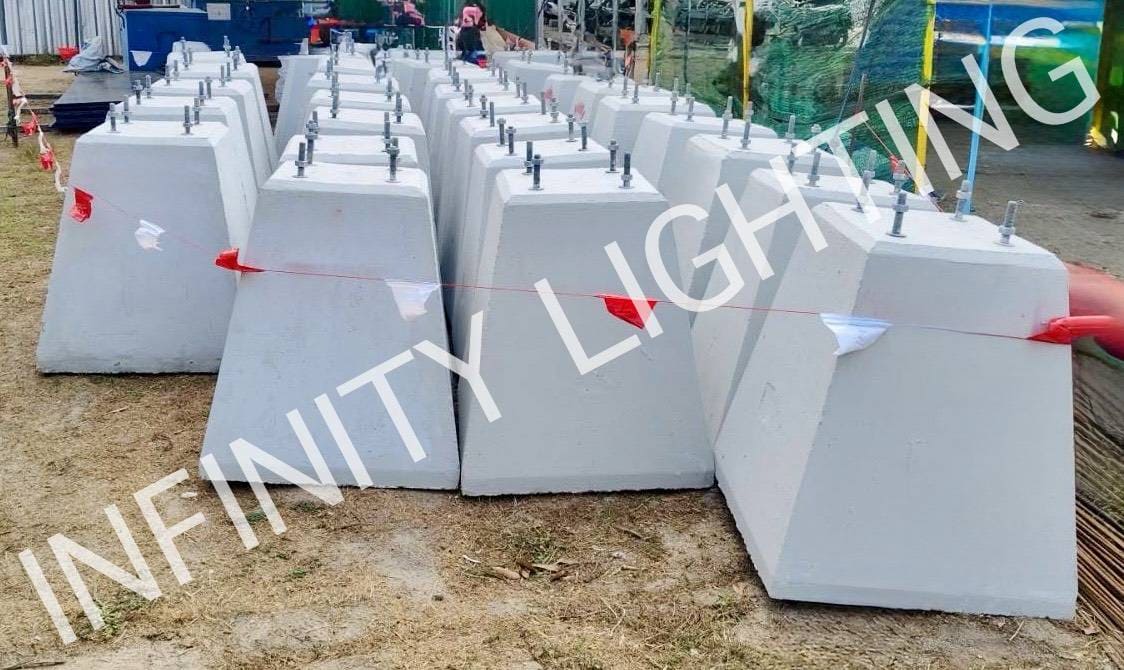 งานตอม่อฐากรากเสาไฟ ขนาด 400x700x800mm. ระยะน็อต 250mm. ไม่ใส่ท่อ PVC